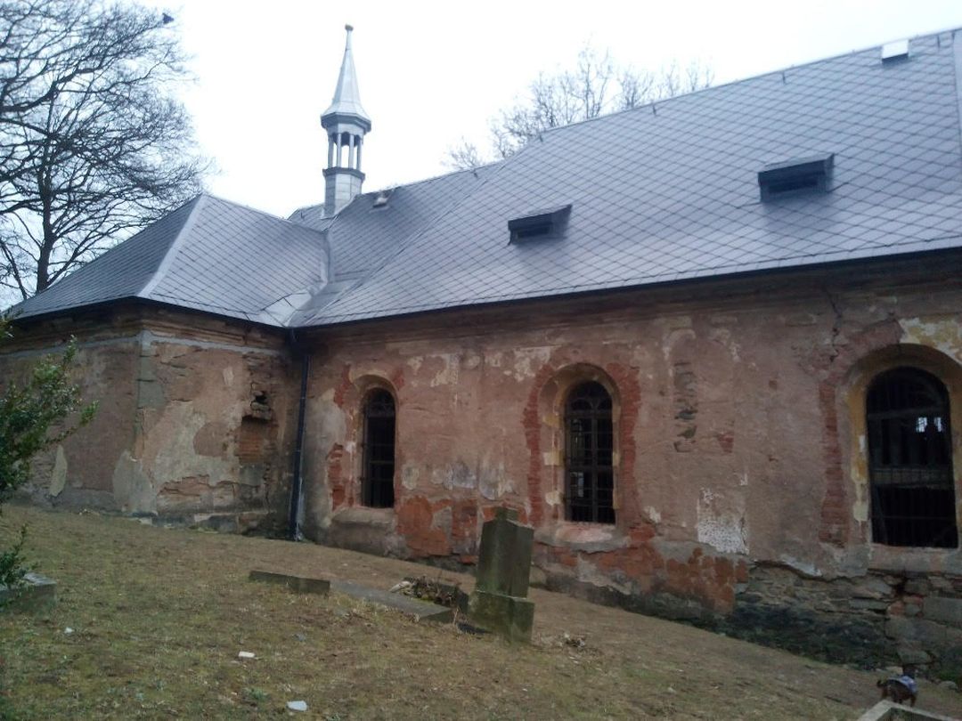 Kościół w Lukovej_1