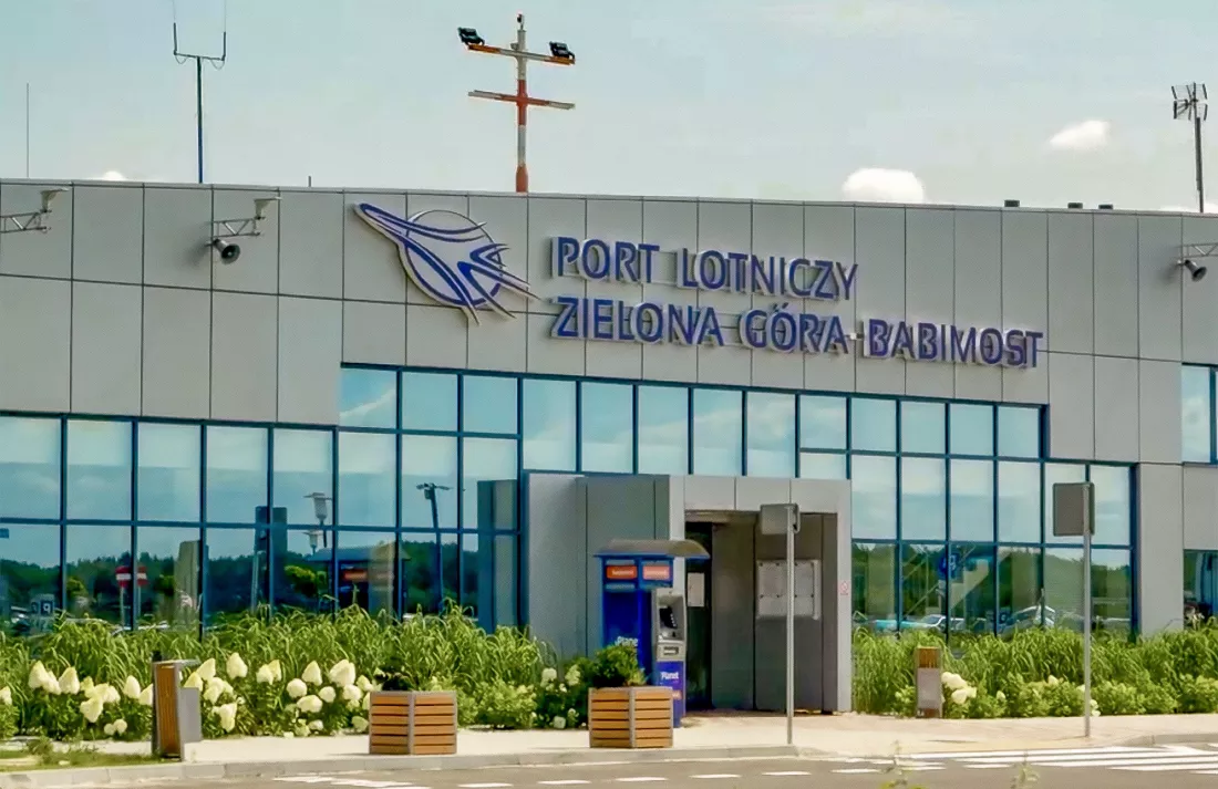 ZIELONA GÓRA - LOTNISKO, Foto. Itaka
