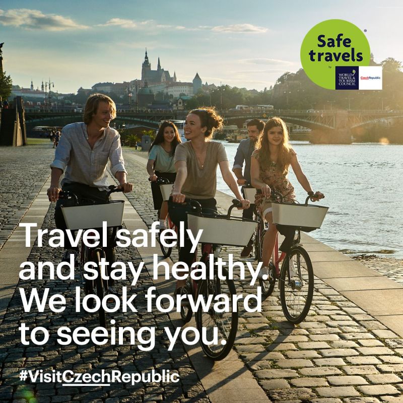 Czechy otrzymały tytuł bezpiecznej destynacji turystycznej Safe Travels Stamp