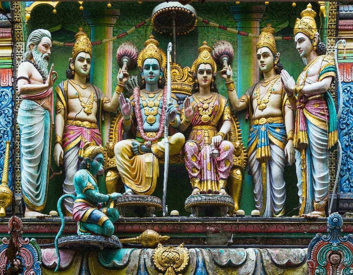 Hindu statues in the center god Rama with his wife Sita. Sri Krishnan Temple. Rochor, Central Region, Singapore Konsek, photo Marcin   Wikimedia Commons